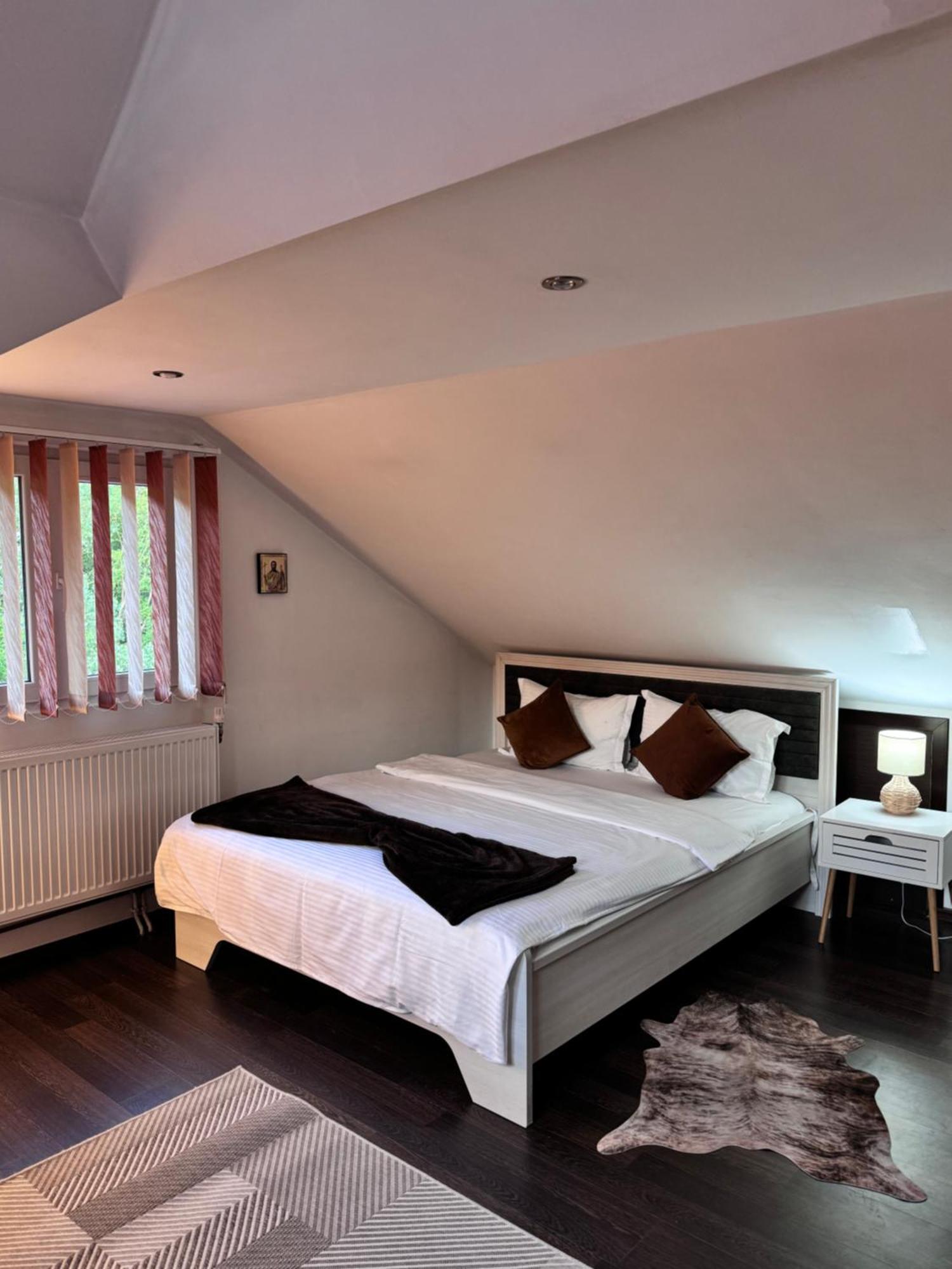 River Apartament Sinaia